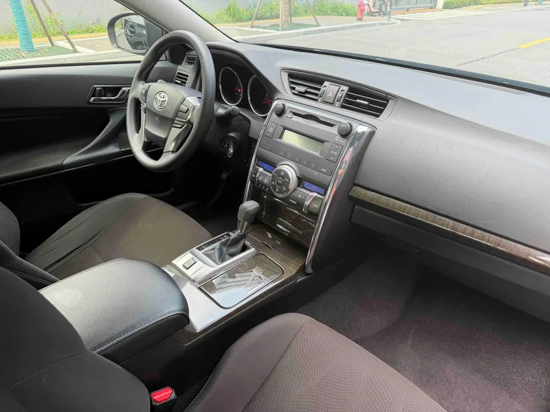 Toyota Reiz 2013 2.5S Jing Rui Edition interior photo 11 Toyota Reiz 2013 2.5S Jing Rui Edition interior photo 11