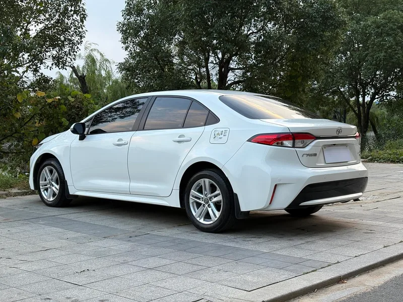Toyota Levin 2022 185T CVT Luxury Edition interior photo 6 Toyota Levin 2022 185T CVT Luxury Edition interior photo 6