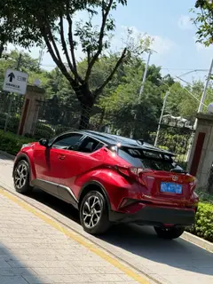 Toyota C-HR 2020 2.0L Leading Edition exterior photo 4 Toyota C-HR 2020 2.0L Leading Edition exterior photo 4