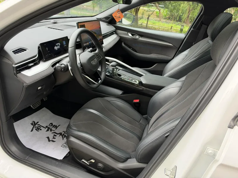 Geely Preface 2025 2.0T Oriental Yao Star Edition exterior photo 5 Geely Preface 2025 2.0T Oriental Yao Star Edition exterior photo 5