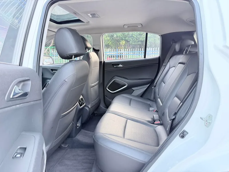 Hyundai ix35 2019 2.0L Automatic two-wheel drive Zhiyong Enjoyment Edition Country VI interior photo 9 Hyundai ix35 2019 2.0L Automatic two-wheel drive Zhiyong Enjoyment Edition Country VI interior photo 9