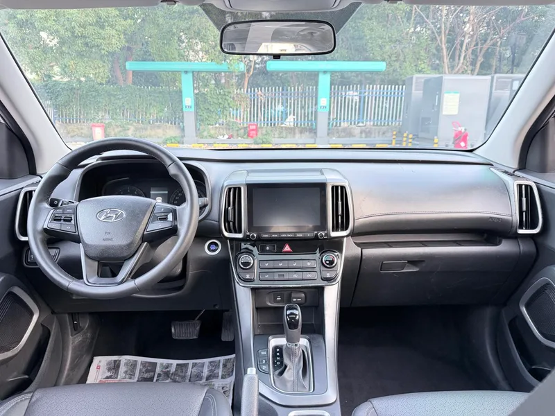 Hyundai ix35 2019 2.0L Automatic two-wheel drive Zhiyong Enjoyment Edition Country VI interior photo 13 Hyundai ix35 2019 2.0L Automatic two-wheel drive Zhiyong Enjoyment Edition Country VI interior photo 13