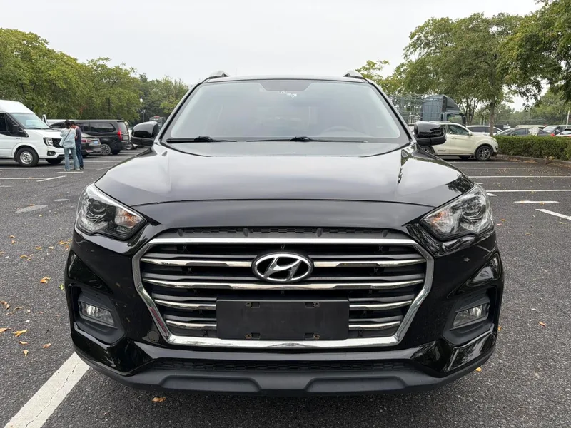 Hyundai ix35 2019 2.0L Tracción automática inteligente y valiente Versión de disfrute País VI exterior foto 4 Hyundai ix35 2019 2.0L Tracción automática inteligente y valiente Versión de disfrute País VI exterior foto 4