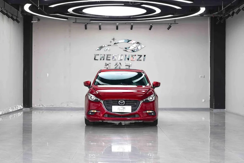 Mazda Mazda3 Axela 2017 Three-box 1.5L Automatic Luxury Model China V exterior photo 3