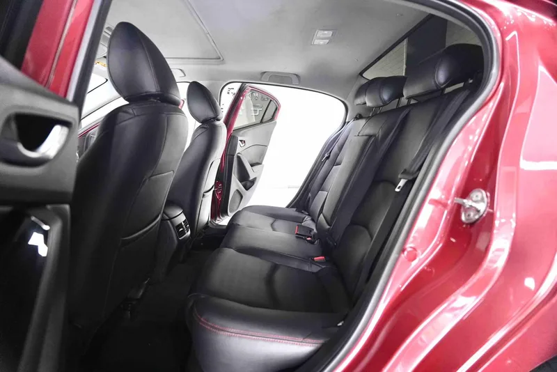 Mazda Mazda3 Axela 2017 Three-box 1.5L Automatic Luxury Model China V interior photo 8