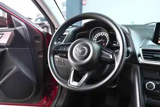 Mazda Mazda3 Axela 2017 Three-box 1.5L Automatic Luxury Model China V interior photo 9