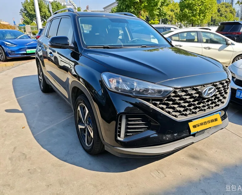 Hyundai ix35 2021 2.0L Automatic two-wheel drive leading version GLS exterior photo 3