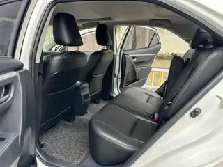 Toyota Corolla 2017 Restyling 1.2T S-CVT GL-i China V interior photo 10 Toyota Corolla 2017 Restyling 1.2T S-CVT GL-i China V interior photo 10