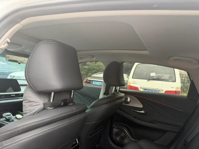 Chery Arrizo 8 2024 1.6TGDI DCT Sabio interior foto 8 Chery Arrizo 8 2024 1.6TGDI DCT Sabio interior foto 8