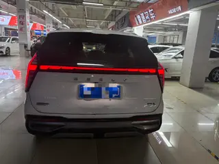 Geely Boyue L 2023 1.5TD DCT Премиальная комплектация интерьер фото 6