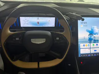 Geely Boyue L 2023 1.5TD DCT Премиальная комплектация интерьер фото 7