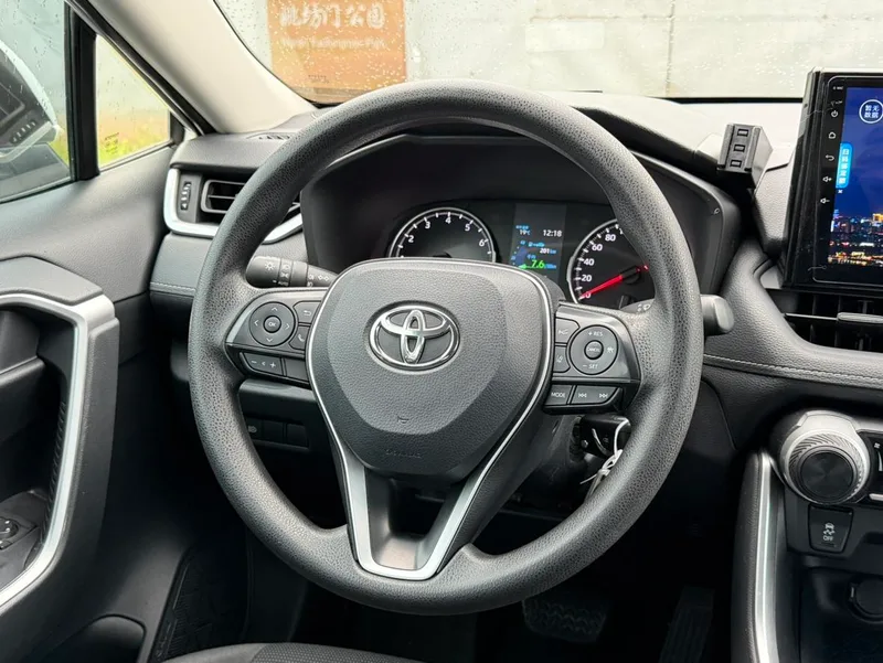 Toyota RAV4 2020 2.0L CVT Two-wheel drive urban version exterior photo 7
