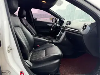 Mazda CX-4 2016 2.0L Automatic two-wheel drive blue sky vitality version interior photo 8 Mazda CX-4 2016 2.0L Automatic two-wheel drive blue sky vitality version interior photo 8