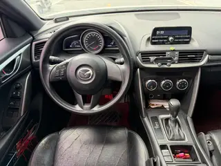 Mazda CX-4 2016 2.0L Automatic two-wheel drive blue sky vitality version interior photo 9 Mazda CX-4 2016 2.0L Automatic two-wheel drive blue sky vitality version interior photo 9