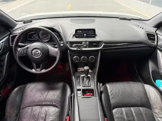 Mazda CX-4 2016 2.0L Automatic two-wheel drive blue sky vitality version interior photo 10 Mazda CX-4 2016 2.0L Automatic two-wheel drive blue sky vitality version interior photo 10