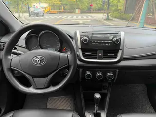 Toyota Vios 2017 1.5L CVT Созданная версия интерьер фото 10