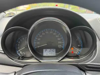 Toyota Vios 2017 1.5L CVT Созданная версия интерьер фото 13