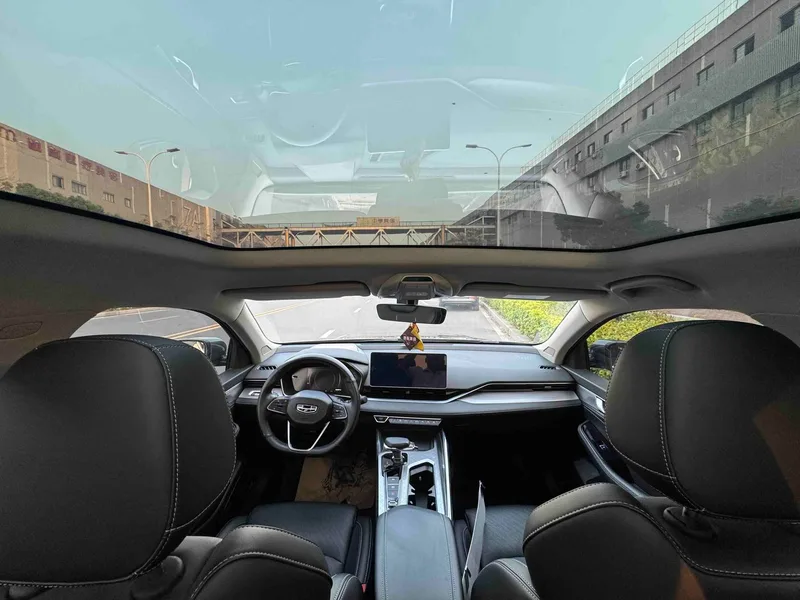 Geely Preface 2021 2.0T Type de luxe+ intérieur photo 6