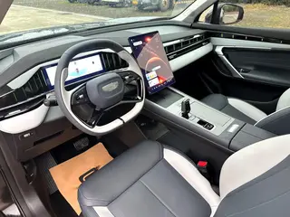Geely Boyue L 2024 1.5TD DCT Versión de lujo interior foto 16 Geely Boyue L 2024 1.5TD DCT Versión de lujo interior foto 16