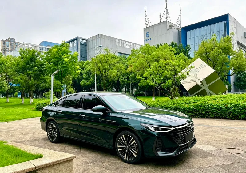 Chery Arrizo 8 2023 High-energy version 2.0T DCT Imperial exterior photo 2