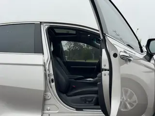 Toyota Camry 2021 2.0G Luxury Edition interior photo 15