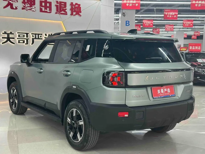 Jetour Freedom 2025 1.5TD Explore interior photo 6