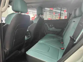 Jetour Freedom 2025 1.5TD Explore interior photo 9