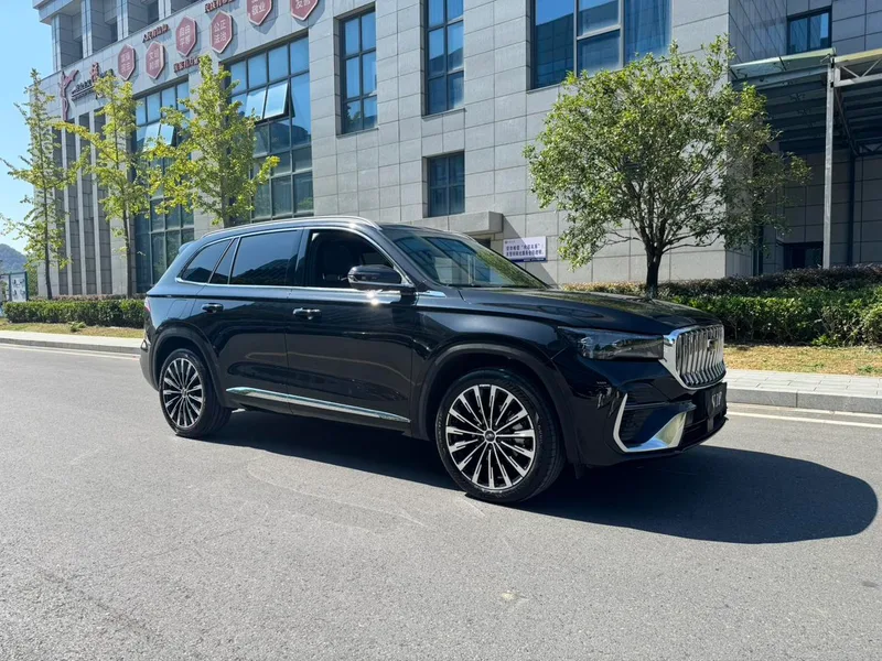 Geely Monjaro 2026 2.0TD High-power automatic two-wheel drive oriental obsidian version exterior photo 4