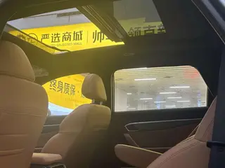 Geely Okavango L 2026 2.0TD DCT Happy and fulfilling 6 seat interior photo 9 Geely Okavango L 2026 2.0TD DCT Happy and fulfilling 6 seat interior photo 9