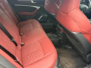 Audi A7L 2023 55 TFSI quattro S-line Edición Black Samurai interior foto 7