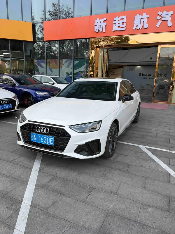 Audi A4L 2020 40 TFSI Fashion dynamic type exterior photo 1 Audi A4L 2020 40 TFSI Fashion dynamic type exterior photo 1