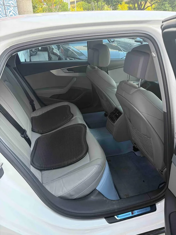 Audi A4L 2020 40 TFSI Fashion dynamic type interior photo 12 Audi A4L 2020 40 TFSI Fashion dynamic type interior photo 12