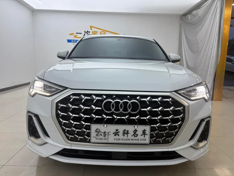 Audi Q3 2024 35 TFSI Fashion dynamic type exterior photo 2 Audi Q3 2024 35 TFSI Fashion dynamic type exterior photo 2
