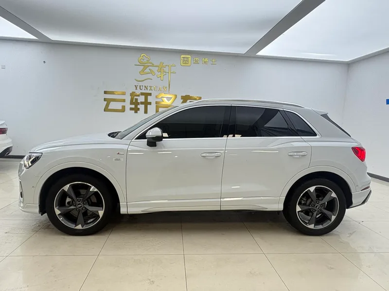 Audi Q3 2024 35 TFSI Fashion dynamic type exterior photo 7 Audi Q3 2024 35 TFSI Fashion dynamic type exterior photo 7