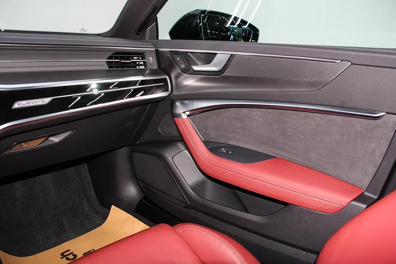 Audi A7L 2024 45 TFSI quattro Black Samurai Edition interior photo 11 Audi A7L 2024 45 TFSI quattro Black Samurai Edition interior photo 11