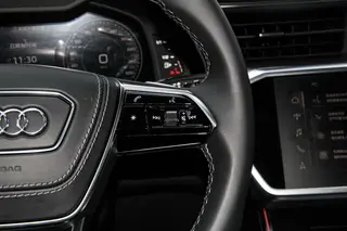 Audi A7L 2024 45 TFSI quattro Black Samurai Edition interior photo 18 Audi A7L 2024 45 TFSI quattro Black Samurai Edition interior photo 18