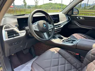 BMW X5 2023 xDrive30Li M Conjunto deportivo exterior foto 6 BMW X5 2023 xDrive30Li M Conjunto deportivo exterior foto 6