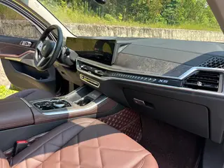 BMW X5 2023 xDrive30Li M Conjunto deportivo interior foto 11 BMW X5 2023 xDrive30Li M Conjunto deportivo interior foto 11