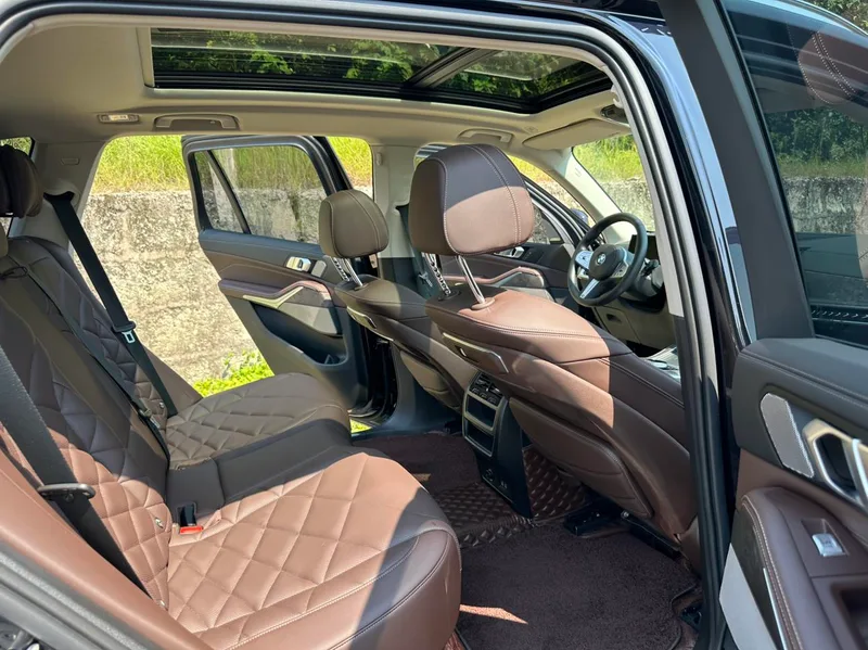 BMW X5 2023 xDrive30Li M Conjunto deportivo interior foto 12 BMW X5 2023 xDrive30Li M Conjunto deportivo interior foto 12