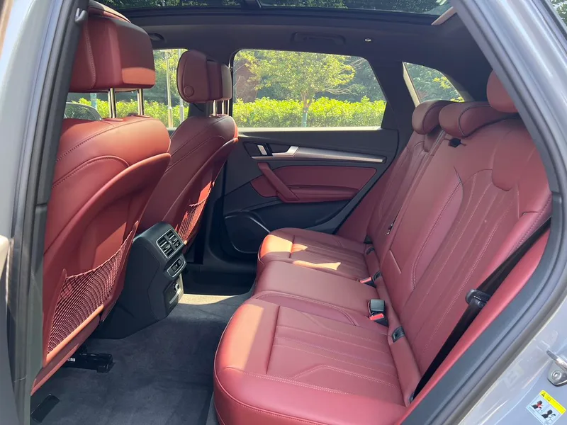 Audi Q5L 2025 quattro 45 Anniversary Collector’s Edition 40TFSI Deluxe Dynamic exterior photo 7 Audi Q5L 2025 quattro 45 Anniversary Collector’s Edition 40TFSI Deluxe Dynamic exterior photo 7