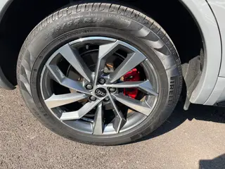 Audi Q5L 2025 quattro 45 Anniversary Collector’s Edition 40TFSI Deluxe Dynamic interior photo 12 Audi Q5L 2025 quattro 45 Anniversary Collector’s Edition 40TFSI Deluxe Dynamic interior photo 12