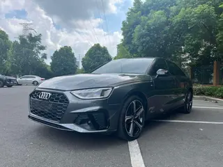 Audi A4L 2024 40 TFSI Deluxe Dynamic