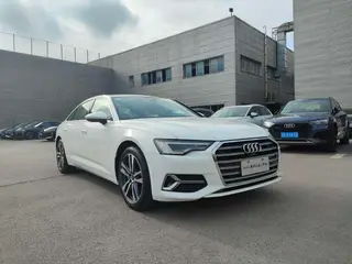 Audi A6L 2024 45 TFSI Elegante y elegante exterior foto 3 Audi A6L 2024 45 TFSI Elegante y elegante exterior foto 3