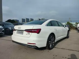 Audi A6L 2024 45 TFSI Elegante y elegante exterior foto 5 Audi A6L 2024 45 TFSI Elegante y elegante exterior foto 5