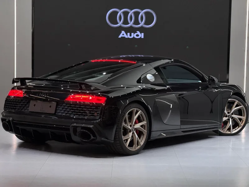 Audi R8 2021 V10 Coupe Performance interior photo 8 Audi R8 2021 V10 Coupe Performance interior photo 8