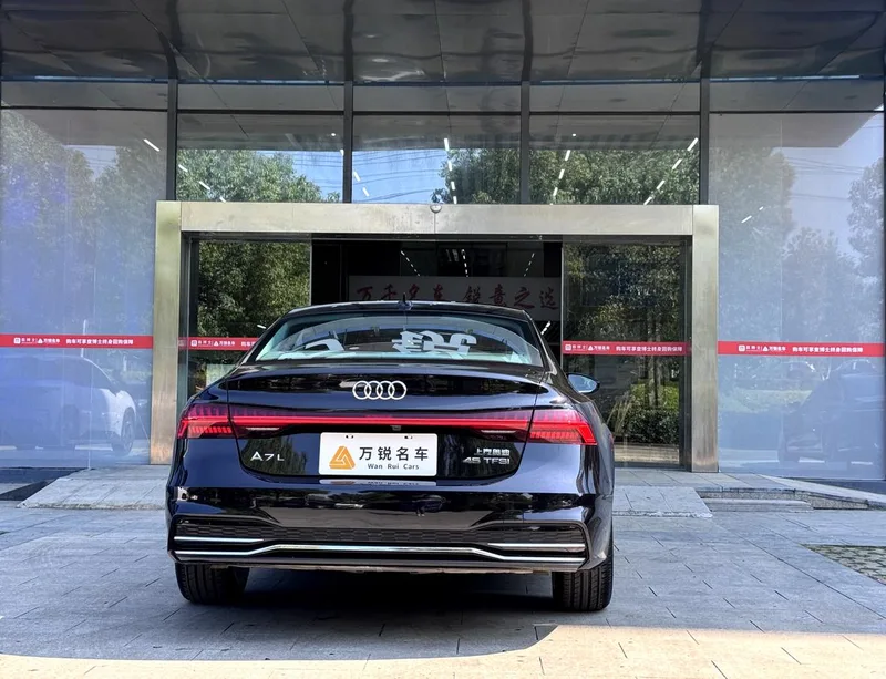 Audi A7L 2024 45 TFSI S-line Zhumeng Flow Crystal Set exterior photo 4 Audi A7L 2024 45 TFSI S-line Zhumeng Flow Crystal Set exterior photo 4