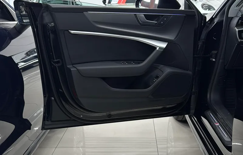 Audi A7L 2024 45 TFSI S-line Zhumeng Flow Crystal Set interior photo 19 Audi A7L 2024 45 TFSI S-line Zhumeng Flow Crystal Set interior photo 19