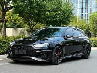Audi RS 4 2024 RS4 2.9T Avant Versión de motor de combustión exterior foto 1 Audi RS 4 2024 RS4 2.9T Avant Versión de motor de combustión exterior foto 1