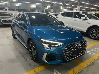 Audi A3 2022 Sportback 35 TFSI Estilo deportivo de moda exterior foto 3 Audi A3 2022 Sportback 35 TFSI Estilo deportivo de moda exterior foto 3