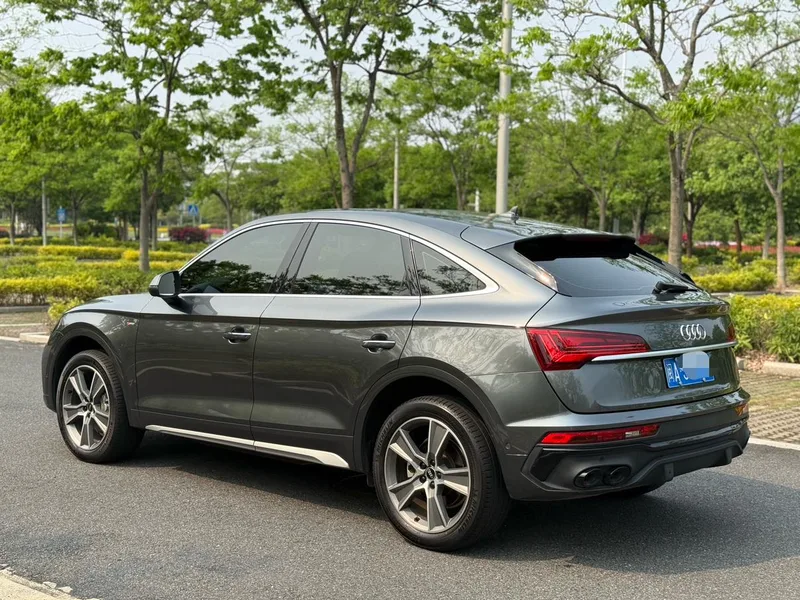 Audi Q5L Sportback 2022 40 TFSI Type de luxe intérieur photo 10 Audi Q5L Sportback 2022 40 TFSI Type de luxe intérieur photo 10